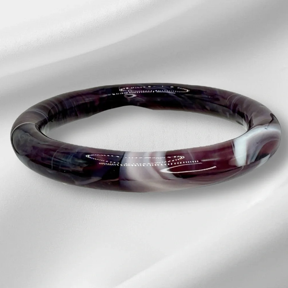 Vintage Chinese Glass Bangle – Black, Purple & White Swirl – Size 7.5